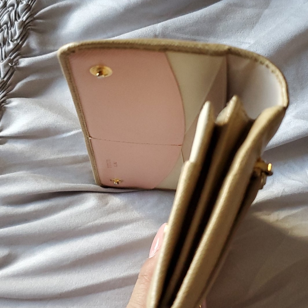 Prada Saffiano leather wallet - Picture 9 of 12